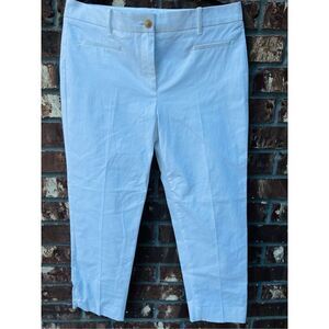 Ann Taylor size 10 color white new without tag and in excellent condition